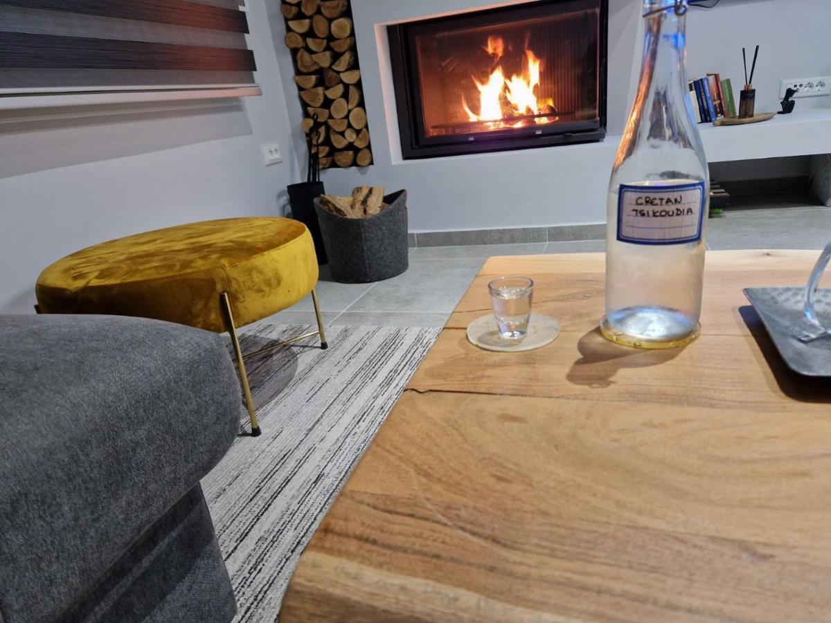 Damona 2Br Luxury Home With Garden - Κοντά Στο Κέντρο Ираклио Екстериор снимка